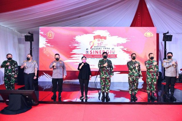 podiumnews.com-HUT TNI, Puan Dorong Peningkatan Kesejahteraan Prajurit